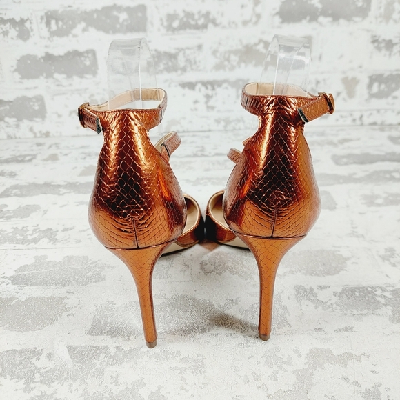 NEW Naturalizer 27 Edit Abilyn Brown Snake Pointy Toe Ankle Strap Pump Heel W697 - Picture 6 of 14